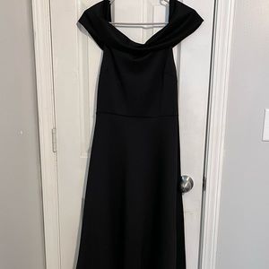 Off the Shoulder Formal Black Dress.